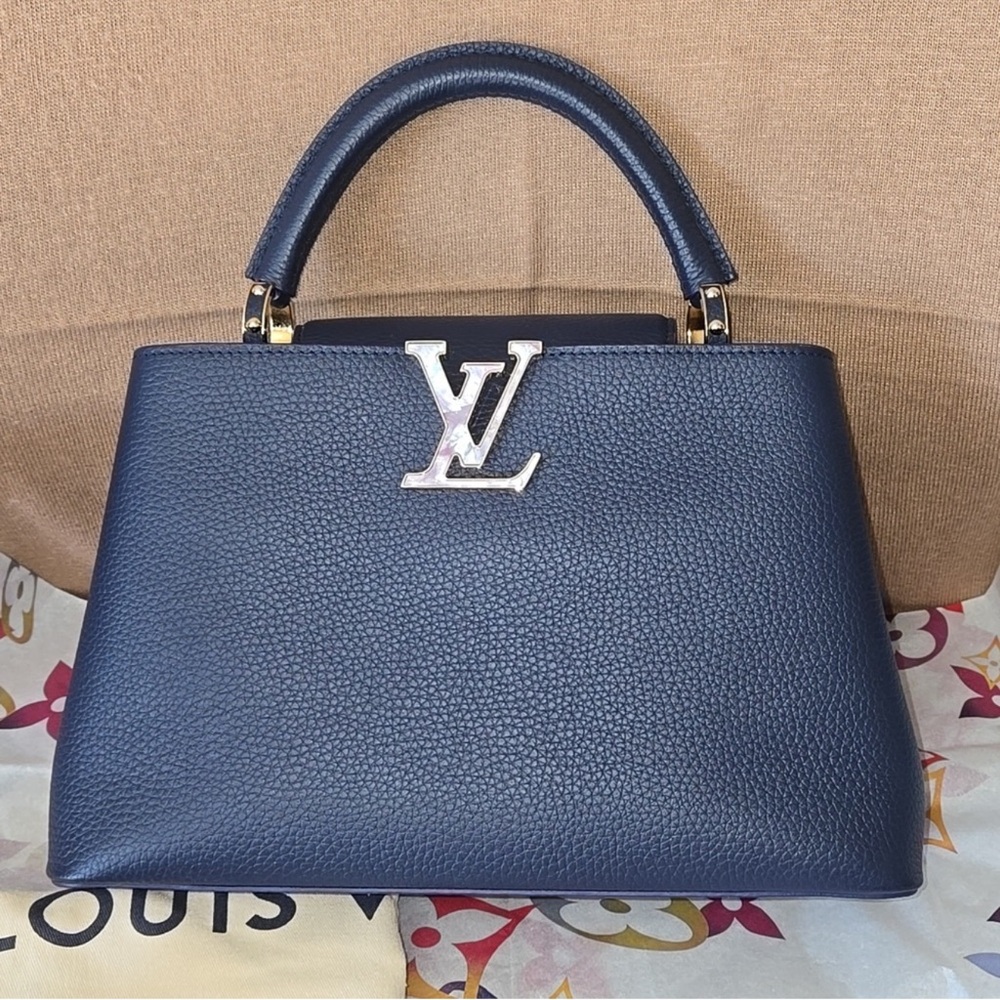 LOUIS VUITTON *NWT* Capucines MM Navy Taurillon Leather Mother of Pearl